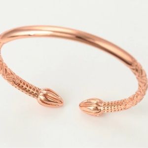 Indian Bollywood Fashion Oriented Handcrafted Sleek Bracelet Cuff Rose Gold NWT